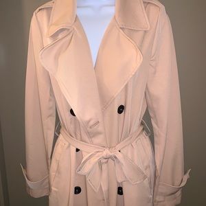 Unique feminine trench coat